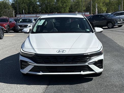 New 2026 Hyundai Elantra Limited w/ Cargo Package FWD image 17