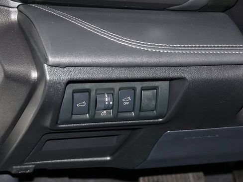 Used 2025 Subaru Outback Limited AWD/4WD image 26