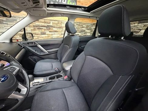 Used 2018 Subaru Forester 2.5i Premium AWD/4WD image 12