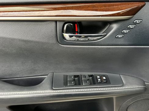 Used 2013 Lexus ES 350 image 12