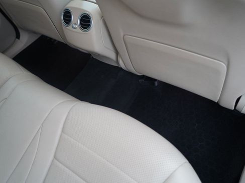 Used 2022 Mercedes-Benz GLC 300 4MATIC w/ Premium Package Lite image 61