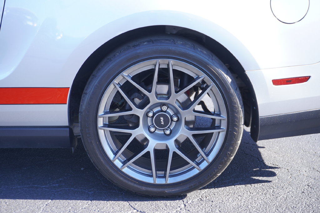 Used 2012 Ford Mustang Shelby GT500 w/ SVT Performance Pkg RWD image 11