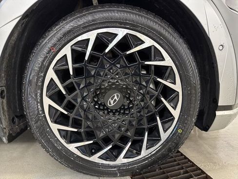 Used 2023 Hyundai Ioniq 5 Limited w/ Cargo Package image 9