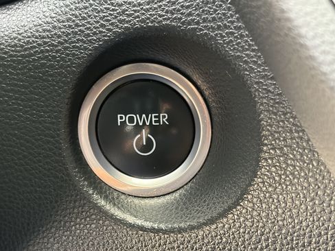 Used 2023 Toyota Corolla Cross AWD Hybrid image 24