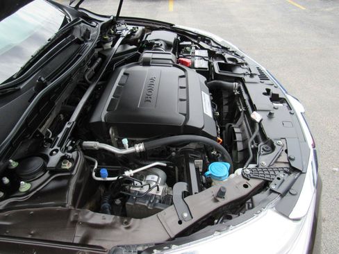 Used 2016 Honda Accord Touring image 42