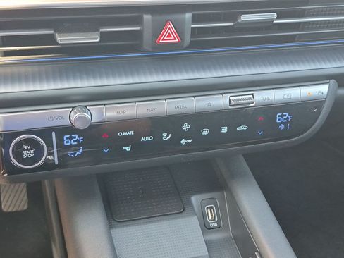 Certified 2024 Hyundai Ioniq 6 SEL RWD image 24