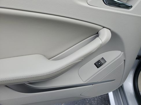 Used 2011 Cadillac CTS Wagon image 12