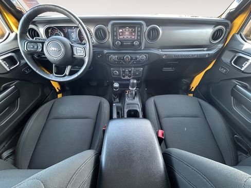 Used 2019 Jeep Wrangler Unlimited Sport S AWD/4WD image 18