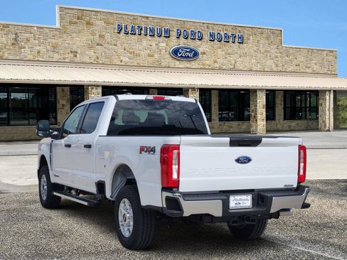 New 2026 Ford F250 XLT w/ FX4 Off-Road Package AWD/4WD image 4