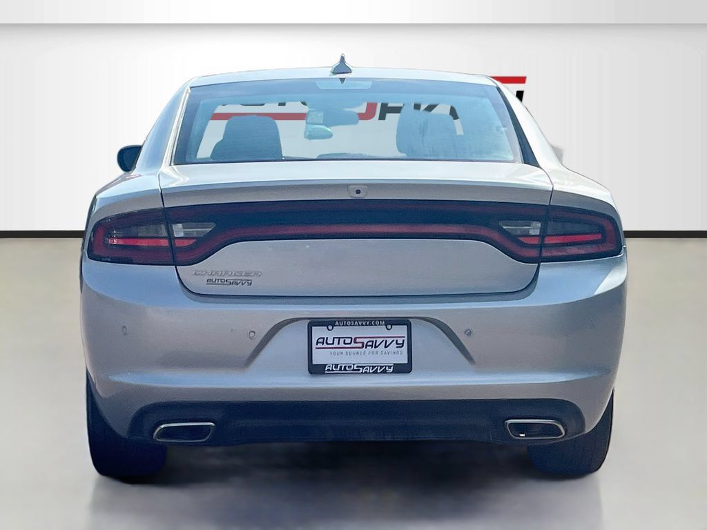 Used 2022 Dodge Charger SXT w/ Driver Convenience Group AWD/4WD image 6