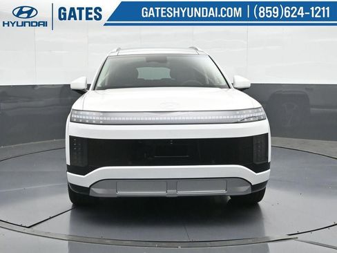 New 2026 Hyundai Ioniq 9 Limited image 5