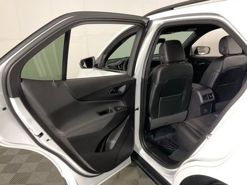 Used 2024 Chevrolet Equinox RS image 32