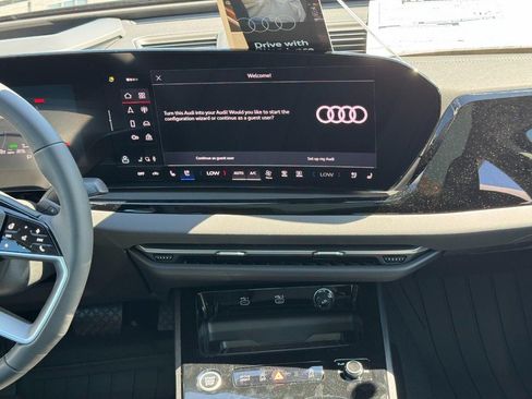 Used 2025 Audi A5 2.0T Premium Plus w/ Premium Plus AWD/4WD image 8