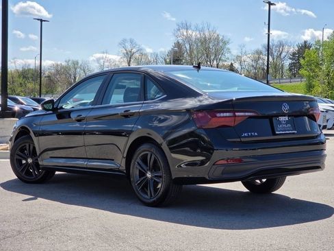 Used 2024 Volkswagen Jetta SE FWD image 22