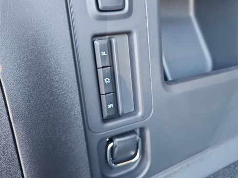 Used 2026 Ford Expedition Max Active RWD image 32