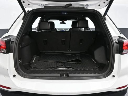 Used 2024 Chevrolet Equinox RS w/ RS Leather Package AWD/4WD image 28