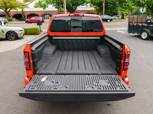 New 2025 Nissan Frontier PRO-4X w/ Pro Convenience Package image 8