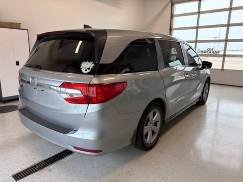Used 2018 Honda Odyssey EX-L image 8