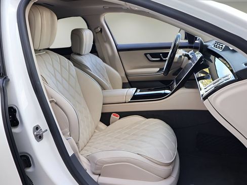 Used 2023 Mercedes-Benz S 580 4MATIC Sedan image 17