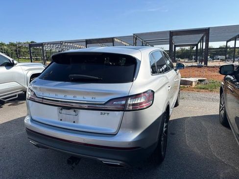 Used 2019 Lincoln Nautilus Reserve FWD image 3
