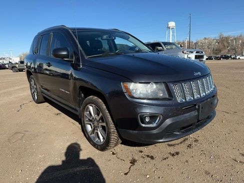 Used 2014 Jeep Compass Limited image 8