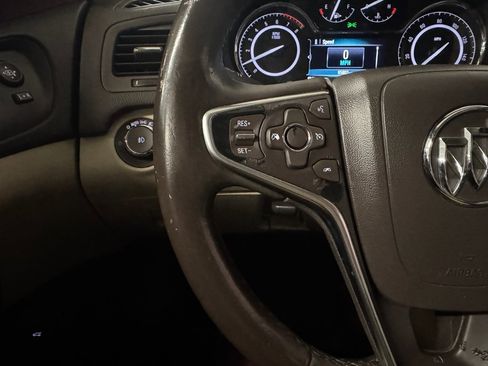 Used 2017 Buick Regal Sport Touring image 24