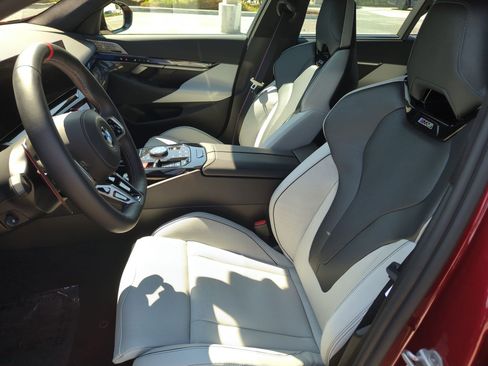 Used 2025 BMW M5 w/ Carbon Package image 16