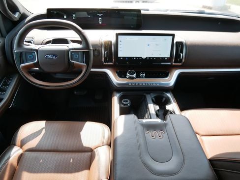 Used 2025 Ford Expedition King Ranch AWD/4WD image 15
