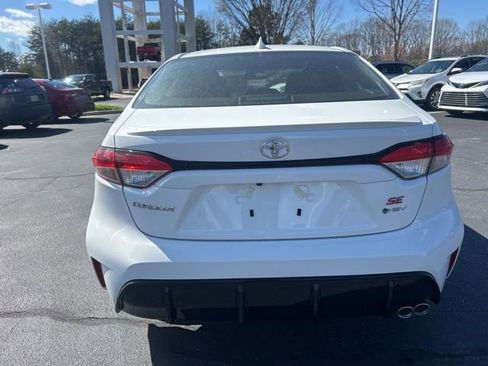 New 2026 Toyota Corolla SE image 6