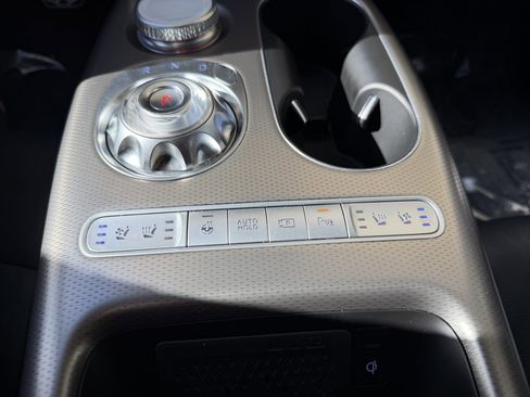 Used 2023 Genesis GV60 Performance image 24