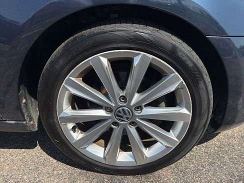 Used 2013 Volkswagen Golf TDI FWD image 17