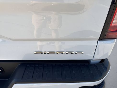 New 2026 GMC Sierra 1500 Denali AWD/4WD image 38