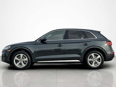 Used 2020 Audi Q5 2.0T Premium w/ Convenience Package image 2