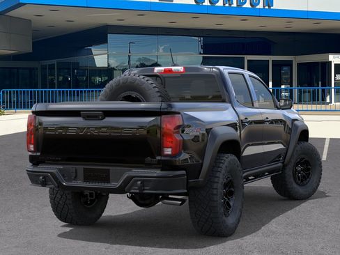 New 2026 Chevrolet Colorado ZR2 w/ ZR2 Bison Edition AWD/4WD image 4