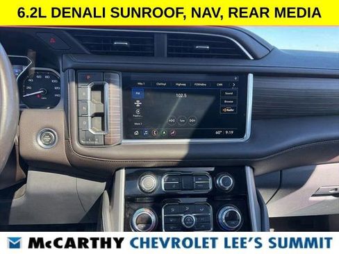 Used 2021 GMC Yukon Denali w/ Denali Premium Package image 9