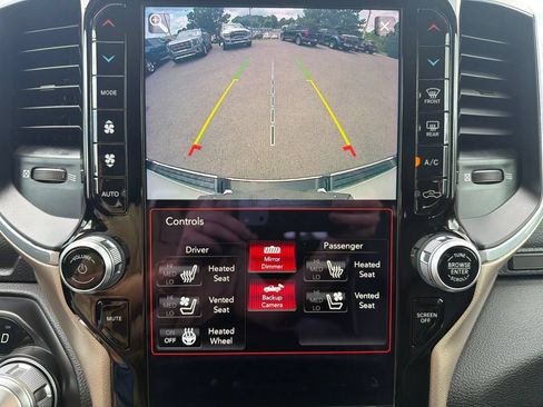 Used 2021 RAM 1500 Laramie AWD/4WD image 39