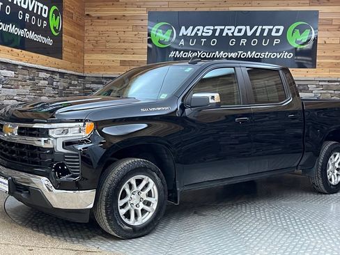 Used 2024 Chevrolet Silverado 1500 LT AWD/4WD image 10