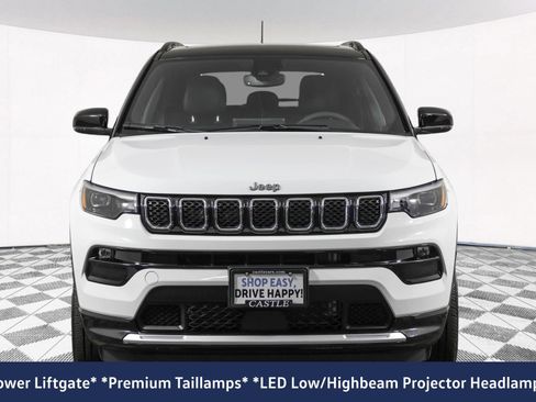 Used 2023 Jeep Compass Limited w/ Elite Group AWD/4WD image 17