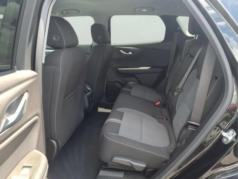 Certified 2024 Chevrolet Blazer LT w/ Convenience Package FWD image 13