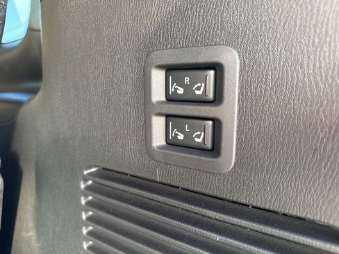 Certified 2024 Nissan Armada Platinum w/ Captain's Chairs Package image 10