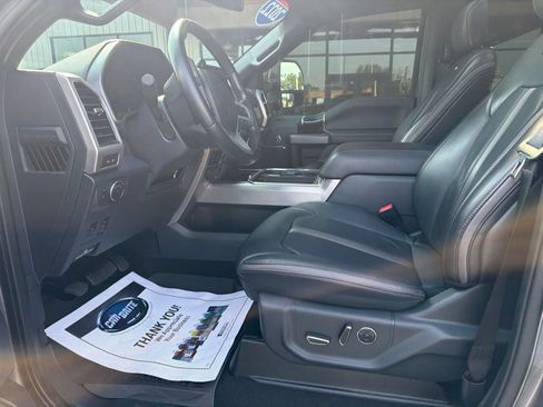 Used 2022 Ford F250 Platinum w/ Tremor Off-Road Package AWD/4WD image 8
