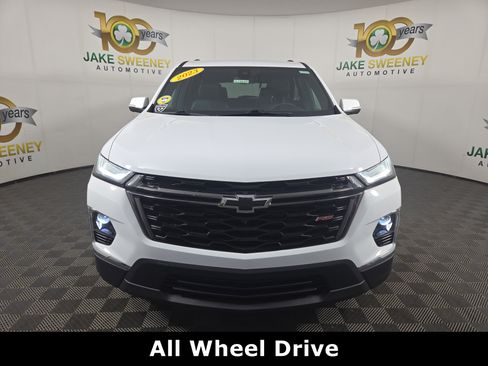 Certified 2023 Chevrolet Traverse RS image 2