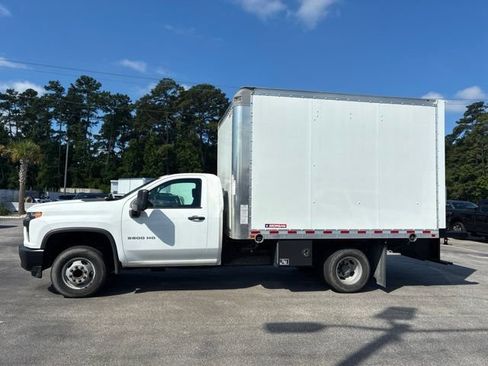 Used 2022 Chevrolet Silverado 3500 W/T RWD image 6