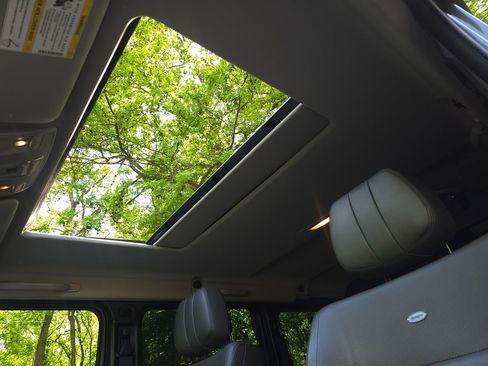 Used 2016 Mercedes-Benz G 550 image 43