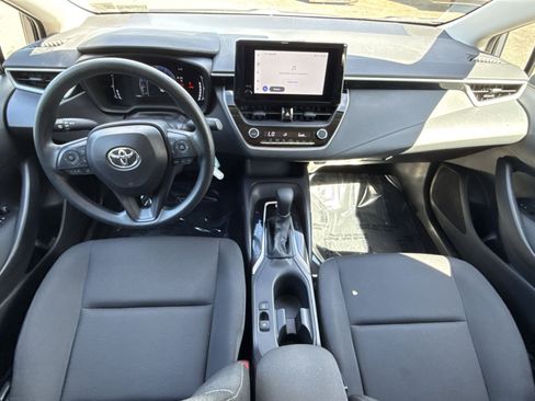 Used 2026 Toyota Corolla LE FWD image 23