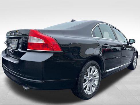 Used 2011 Volvo S80 3.2 w/ Climate Pkg image 5