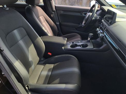 Used 2024 Honda Civic Sport image 12