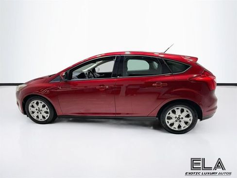Used 2012 Ford Focus SE FWD image 5
