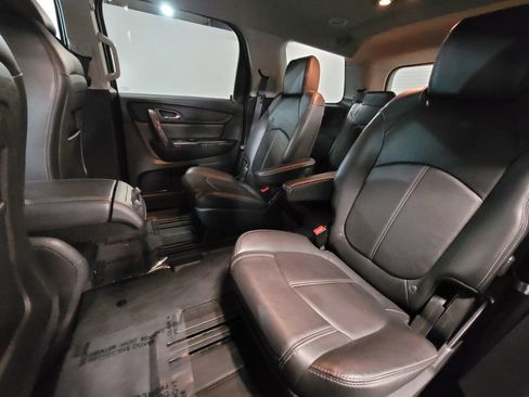 Used 2017 GMC Acadia Limited SLT image 9