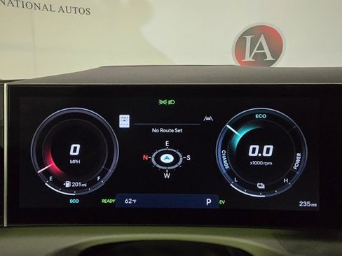 New 2025 Hyundai Tucson Limited image 28